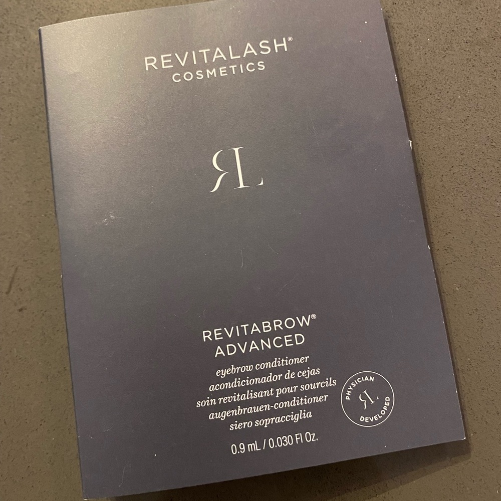 Revitalist eyebrow/eyelash conditioner